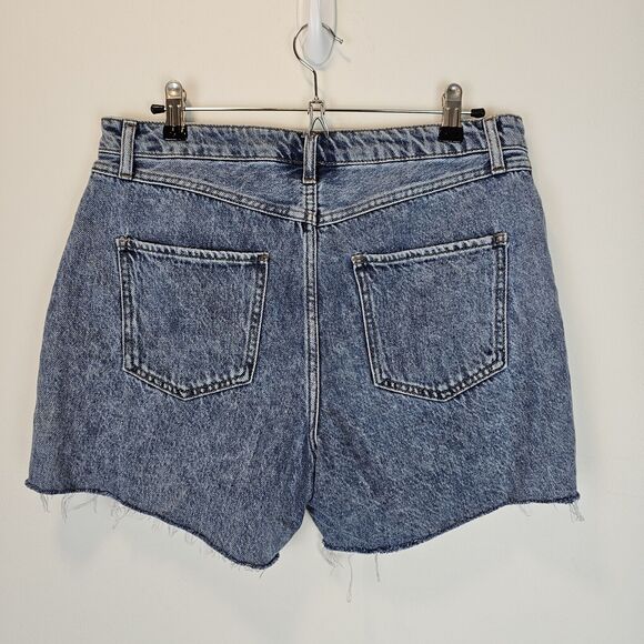 House of Harlow 1960 High Rise Button Fly‎ Mom Denim Shorts Inseam 4.5" Size 29 - Picture 4 of 8